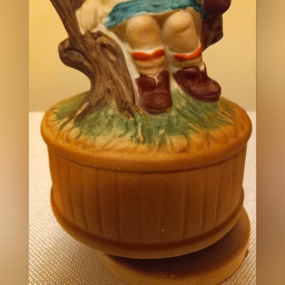 Vtg Porcelain Musical Figurine Girl With Bluebird & String Instrument - Picture 3 of 7